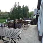 Gyoengyike Apartmanhaz * ボニャルツバシュ