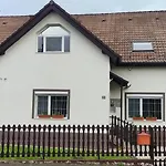 Gyoengyike Apartmanhaz *