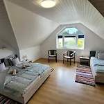 Gyoengyike Apartmanhaz * 沃尼奥尔茨沃什海吉