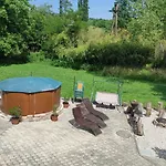 Gyoengyike Apartmanhaz 公寓 *