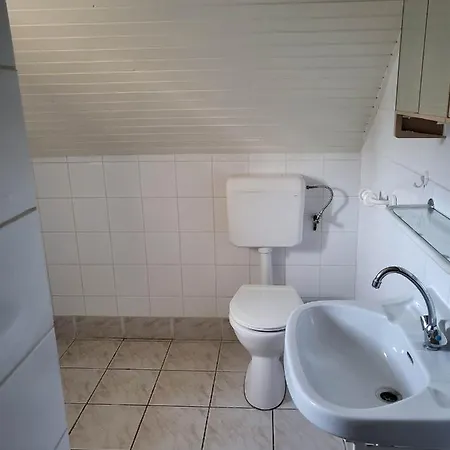 Gyoengyike Apartmanhaz * فونيارتْسفاشغ
