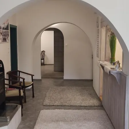 Appartement Gyoengyike Apartmanhaz *