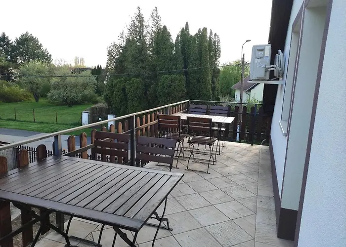 Gyoengyike Apartmanhaz * 沃尼奥尔茨沃什海吉