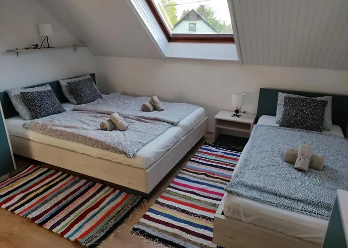 Gyoengyike Apartmanhaz * 沃尼奥尔茨沃什海吉